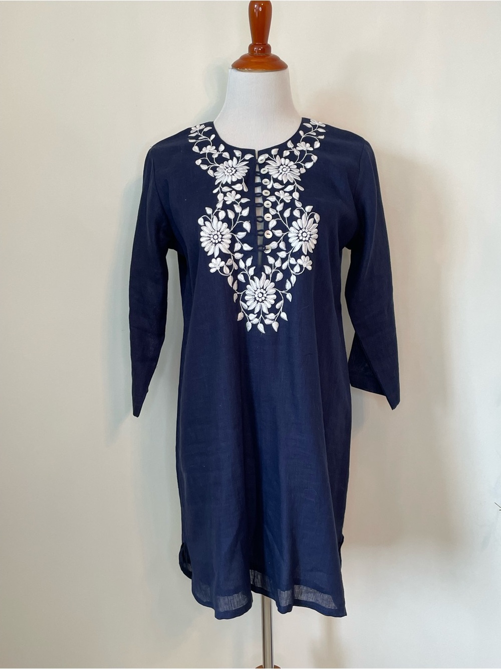 Bella Tu Navy Floral Embroidered Women's Tunic